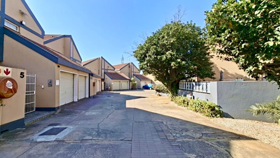 3 Bedroom Property for Sale in Potchefstroom North West